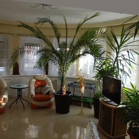 Prázdninový dům Korzeniowskiego 25 *