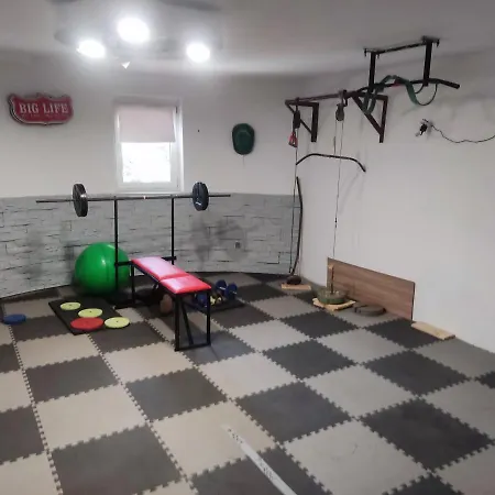 Korzeniowskiego 25 *