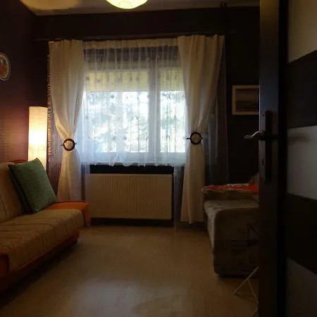 Prázdninový dům Korzeniowskiego 25 *